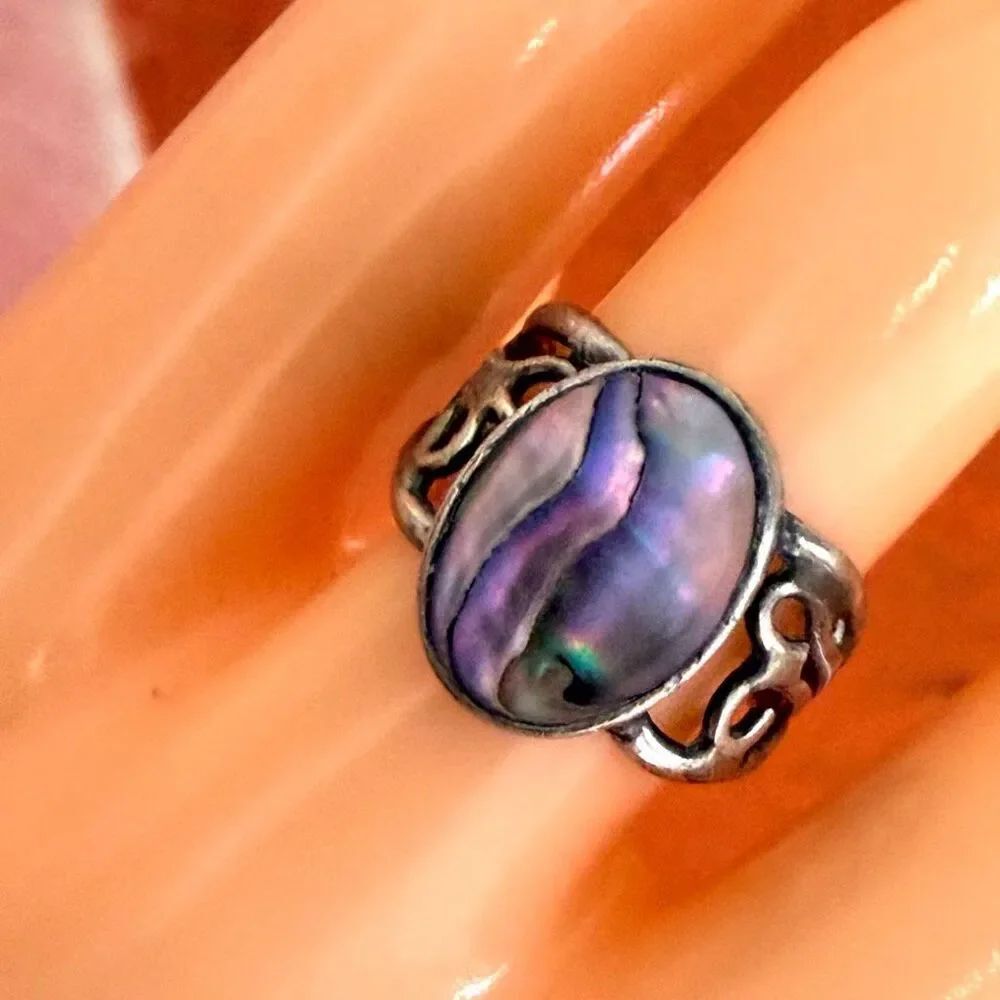 Vintage Sterling Silver Abalone Shell Oval Ring